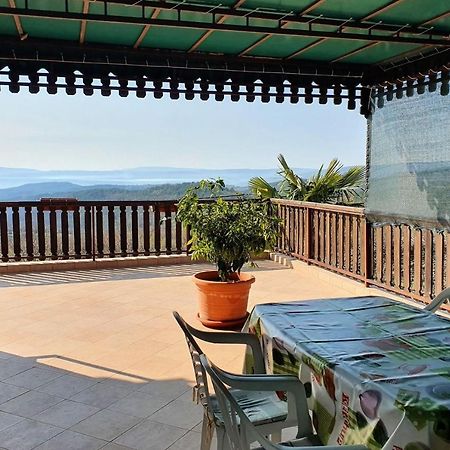 Apartment Mirella For 6 Persons Located In Central Istria Gradinje Экстерьер фото